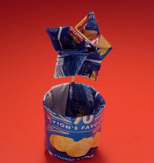 Earn cash for your school by becoming a crisp packet collection point!